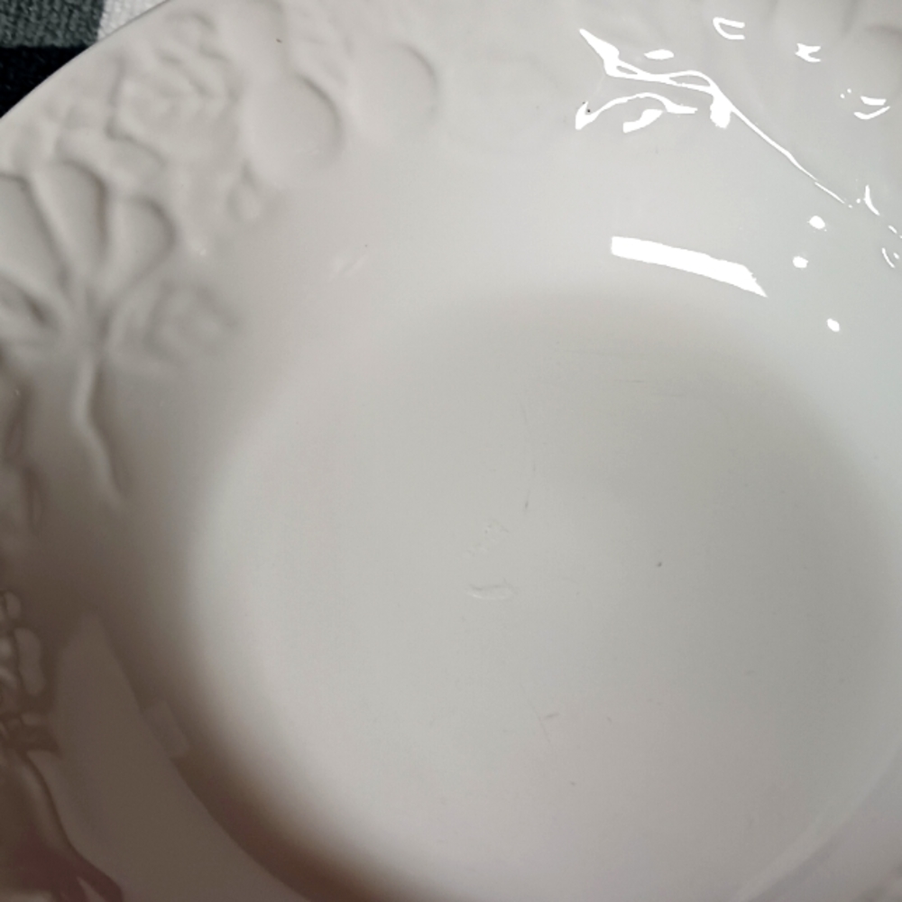 Gibson white embossed raised fruit coupe soup cereal bowls.